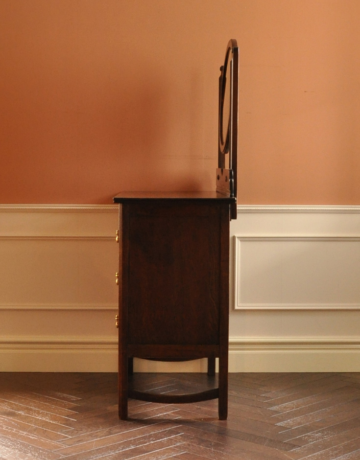 k-912-f アンティークドレッシングチェストの横