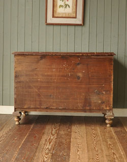 m-256-f アンティークのチェスト