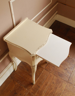 m-321-f アンティークベッドサイドチェストの天板