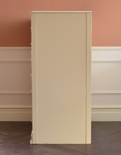 m-325-f アンティークチェストの横