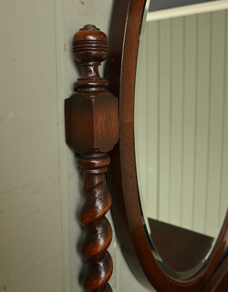 q-249-f アンティークドレッシングチェストの装飾