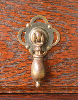 q-260-f アンティークドレッシングチェスト