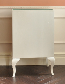 q-377-f アンティークスモールチェストの後ろ