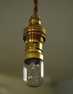 電球・オプション　照明・ライティング　電球　ナツメ型球。シェードのタイプに合わせてお使い下さい。(DN-1)