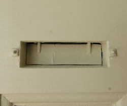 爽やかなステンドグラス付きホワイトペイントのアンティークドア