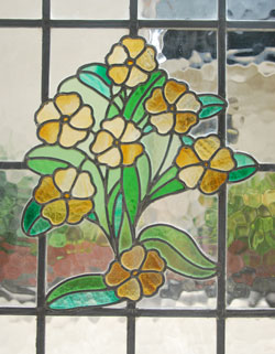 ステンドグラスがとっても可愛い
アンティークのドア