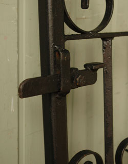 アンティーク　アイアン　ゲート