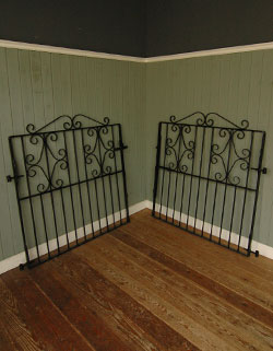 アンティーク　アイアン　ゲート