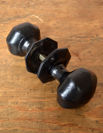 k-598-zアンティークのドアノブ
