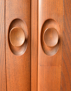 j-762-f アンティークのアーコールサイドボード