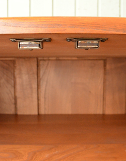 j-762-f アンティークのアーコールサイドボード