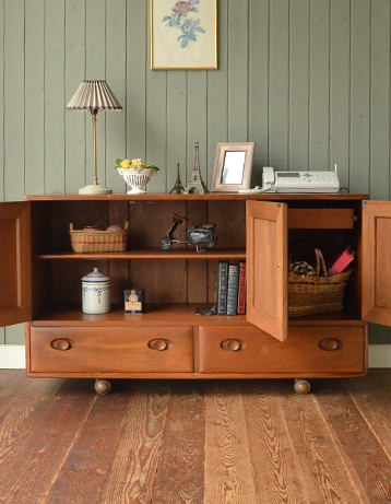 j-762-f アンティークのアーコールサイドボード