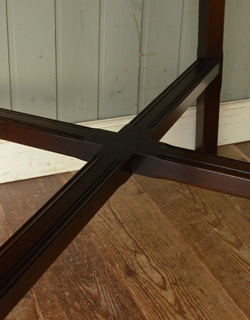 k-872-f アンティークアーコール伸張式ダイニングテーブルの脚元