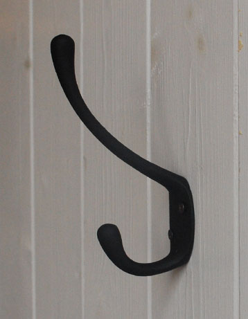 フック・フックボード　住宅用パーツ　真鍮フック（ブラック）Ｌ　シンプルな壁掛けダブルフック。どんなお部屋にも合わせやすいシンプルデザインです。(u-711-v)