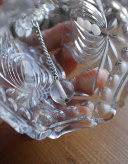 アンティークプレスドグラス