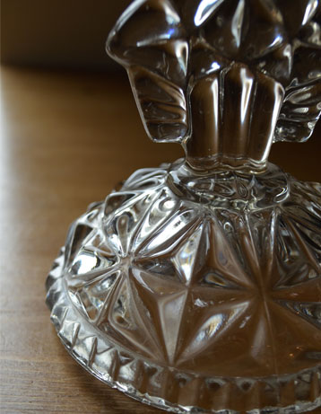 アンティークのため、多少の欠け・傷がある場合がありますが、使用上問題はありませんので、ご了承下さい。(pg-1144-03) pg-1144-03アンティーク雑貨