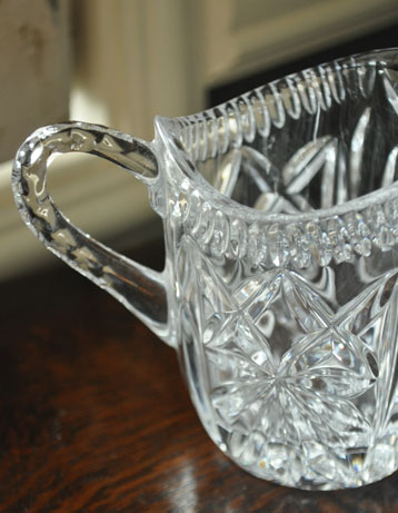 pg-2195 アンティークのプレスドグラスUP