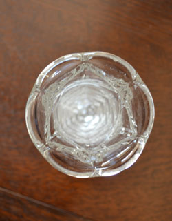 4点　アンティーク　ガラスの花器　プレスドグラス　フラワーベース　一輪挿し アンティークの花瓶 ガラスのフラワーベース プレスドグラス(pg-2468