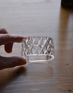 アンティークプレスドグラス