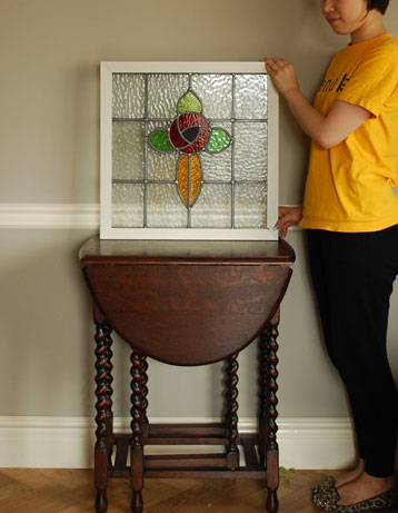 g-855ステンドグラスのモデル