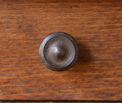 d-960-f アンティークデスクのつまみ