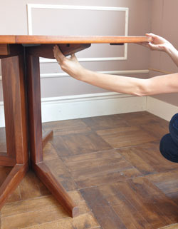 家族で過ごす楽しい時間の中心に！まん丸のドロップリーフテーブル