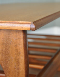 どんなお部屋にもナチュラルに馴染むアンティーク センターテーブル