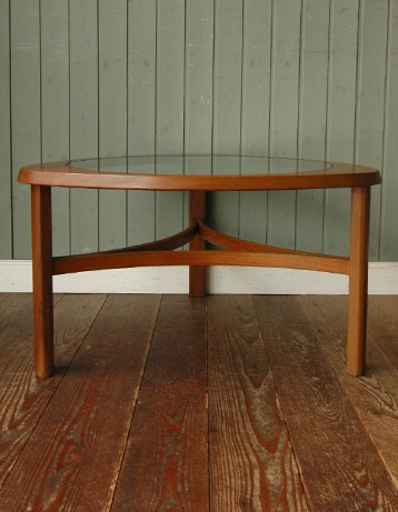 どんなお部屋にもナチュラルに馴染むG-PLANのアンティークコーヒーテーブル