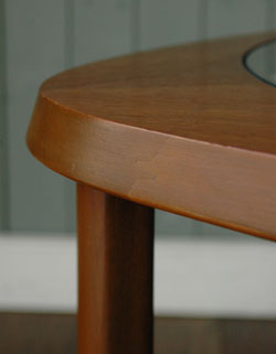 どんなお部屋にもナチュラルに馴染むG-PLANのアンティークコーヒーテーブル