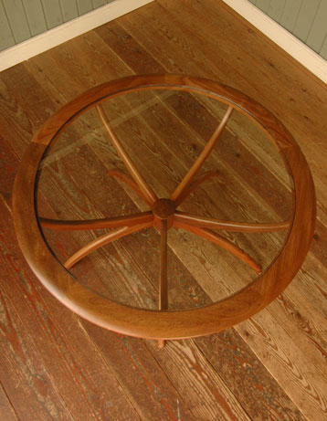 どんなお部屋にもナチュラルに馴染むG-PLANのアンティークコーヒーテーブル