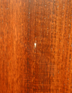 どこでも使えるシンプルなアンティーク コーヒーテーブル