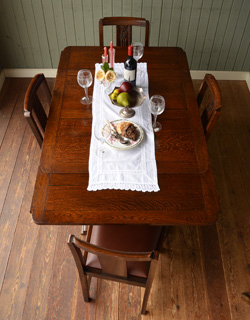 j-1028-f アンティークドローリーフテーブルの６人掛け