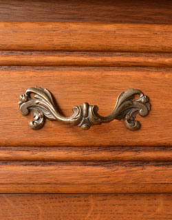 j-1037-f アンティークデスクの取っ手