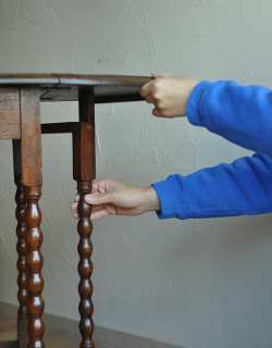 j-1078-f アンティークゲートレッグテーブルの組み立て