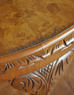 j-1082-f アンティークコーヒーテーブルの彫り