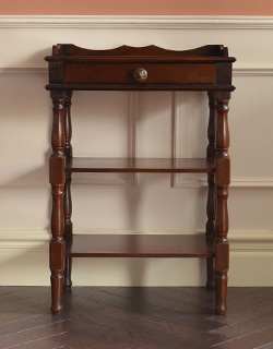 j-1140-f アンティークナイトテーブルの正面