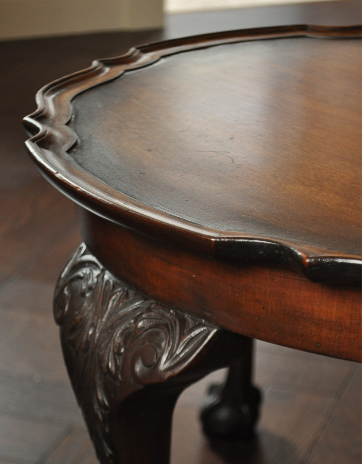 j-1230-f アンティークコーヒーテーブルの角