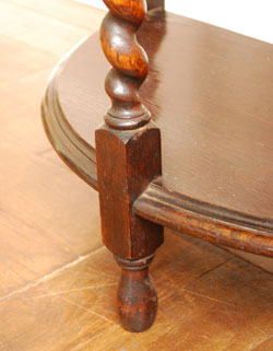 玄関のお顔に!
半円で品があるコンソールテーブル