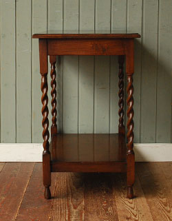 j-707-f アンティークオケージョナルテーブル