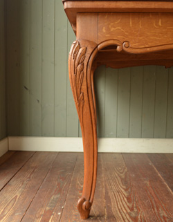 j-746-f アンティークテーブル