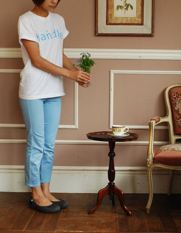 j-770-f アンティークのオケージョナルテーブル