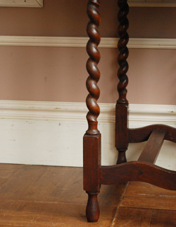 j-853-f アンティークドローリーフテーブル