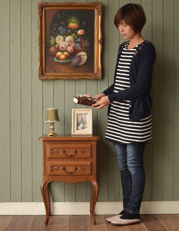 j-873-f アンティークナイトテーブル