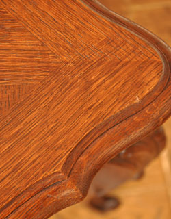 j-913-f アンティークコーヒーテーブルのキズ