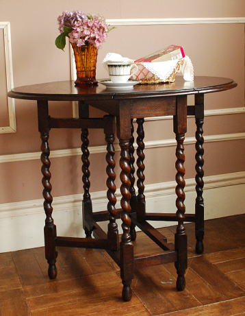 k-487-f アンティークゲートレッグテーブル