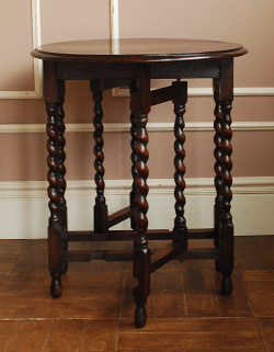 k-487-f アンティークゲートレッグテーブル