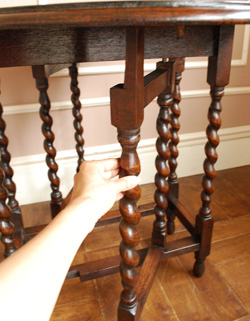 k-487-f アンティークゲートレッグテーブル