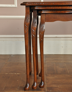 k-557-f アンティークネストテーブル 