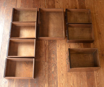 k-561-f アンティークのデスク