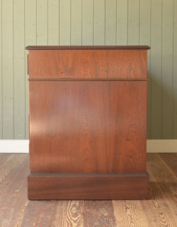 k-561-f アンティークのデスク